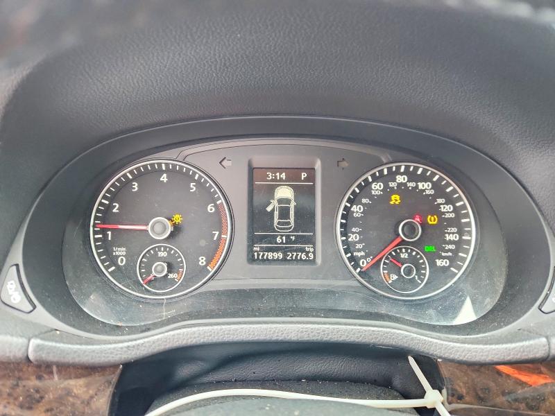 Photo 9 from auction – 2015 VOLKSWAGEN PASSAT SEL with VIN 1VWCT7A33FC068318