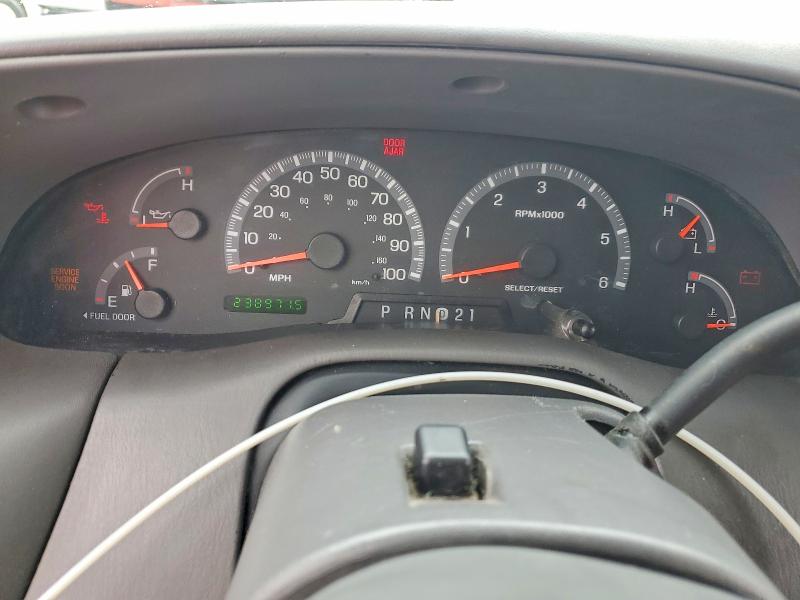 Photo 9 from auction – 2001 FORD F150 with VIN 1FTRW07L21KC60105
