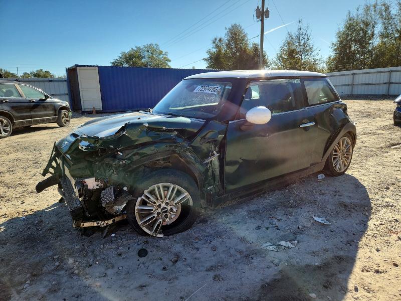 MINI COOPER 2015 with VIN WMWXP7C58F2A37059 - Photo from auction