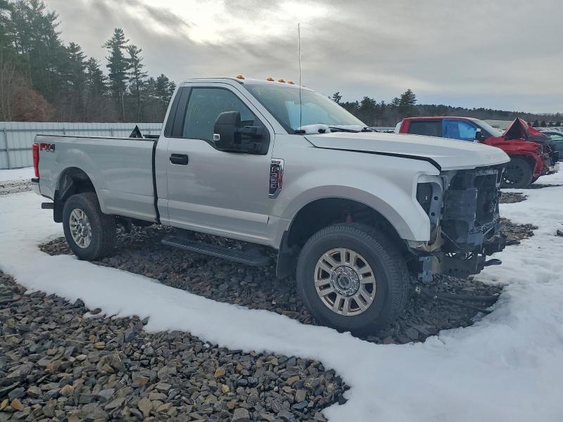 Photo 4 from auction – 2017 FORD F350 SUPER with VIN 1FTRF3B68HEF28358