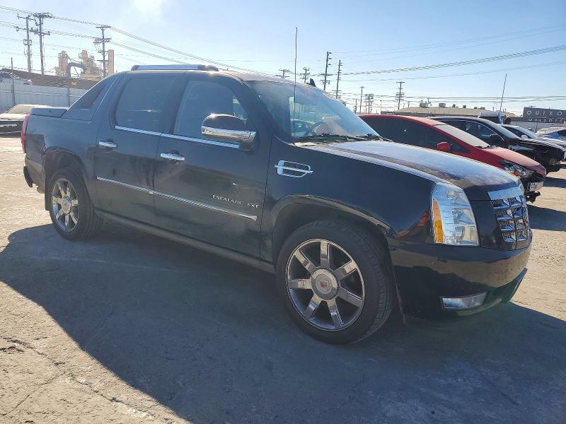 Photo 4 from auction – 2013 CADILLAC ESCALADE E with VIN 3GYT4NEF7DG146922