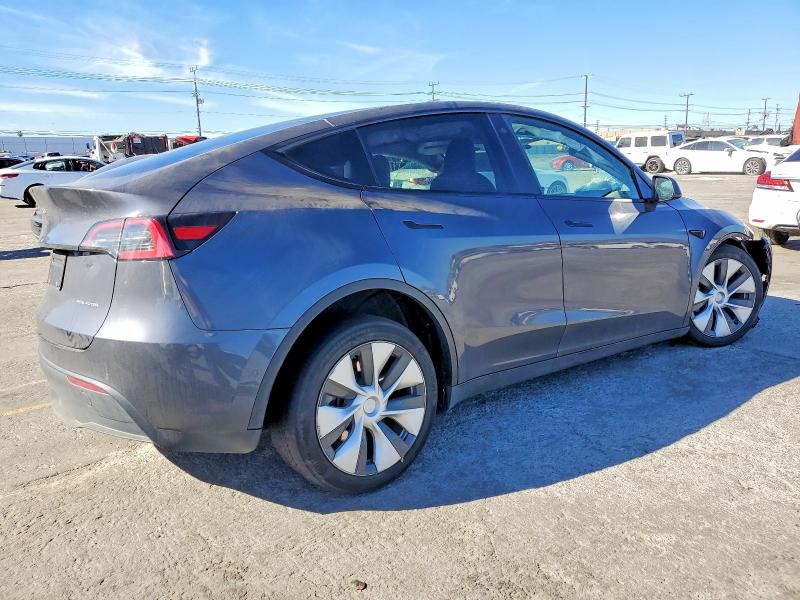 Photo 3 from auction – 2022 TESLA MODEL Y with VIN 7SAYGDEE6NF571045