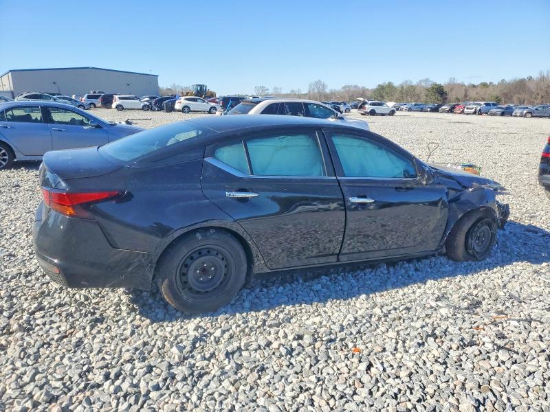 Photo 3 from auction – 2021 NISSAN ALTIMA with VIN 1N4BL4BV6MN327422