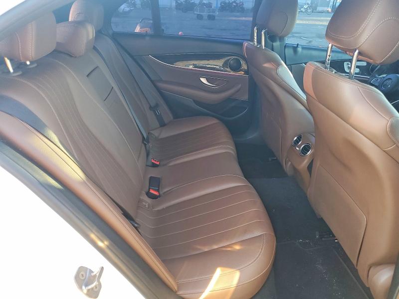 Photo 10 from auction – 2018 MERCEDES-BENZ E with VIN WDDZF4JB1JA371702