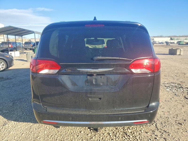 Photo 6 from auction – 2017 CHRYSLER PACIFICA T with VIN 2C4RC1BG3HR526901