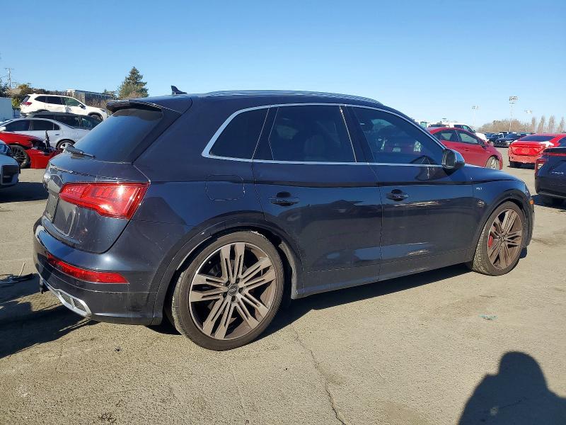 Photo 3 from auction – 2018 AUDI SQ5 PREMIU with VIN WA1A4AFY5J2123580