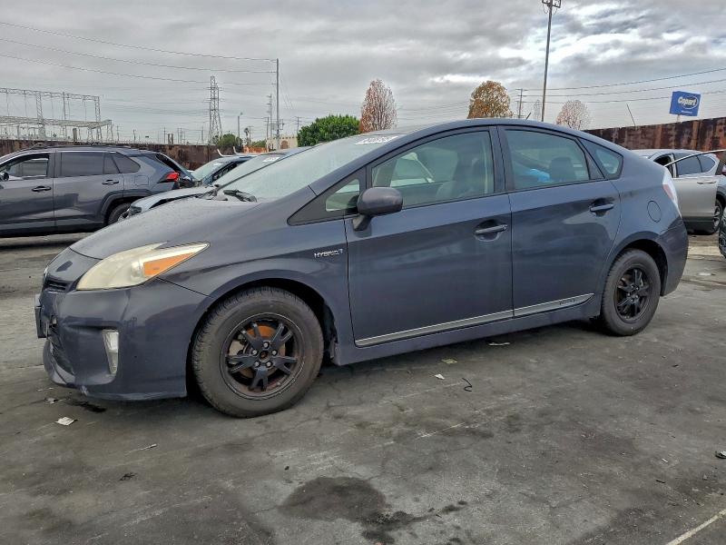 TOYOTA PRIUS 2013 with VIN JTDKN3DUXD5629881 - Photo from auction