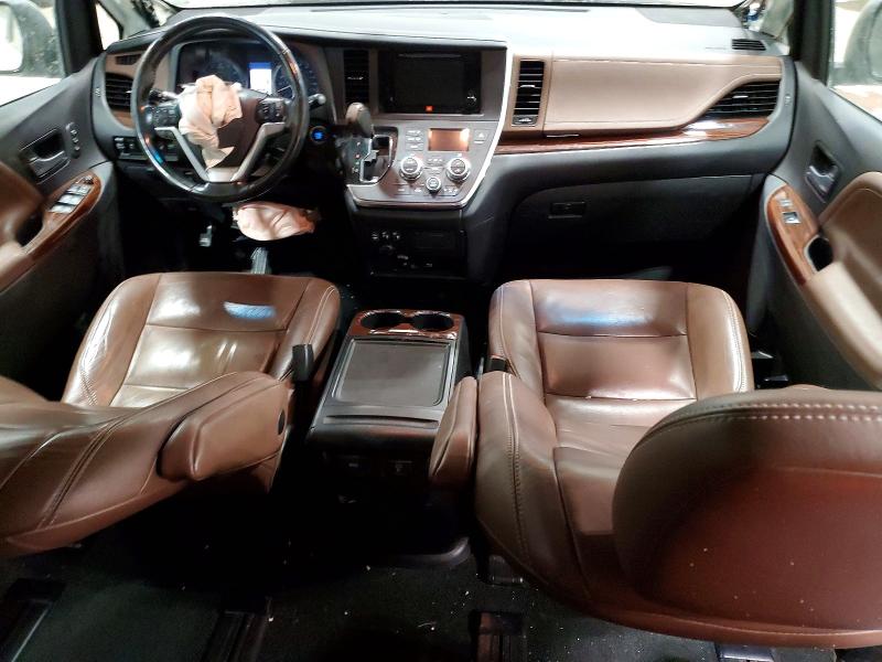 Photo 8 from auction – 2017 TOYOTA SIENNA XLE with VIN 5TDDZ3DC7HS165498