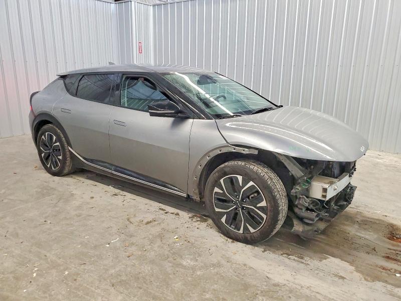 صورة رقم 4 من المزاد - 2023 KIA EV6 LIGHT مع VIN KNDC34LA4P5127802