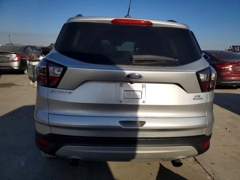 Photo 6 from auction – 2018 FORD ESCAPE with VIN 1FMCU0GD5JUA42020