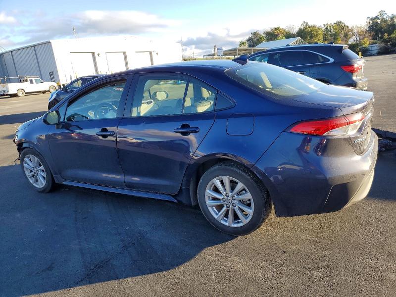 Photo 2 from auction – 2023 TOYOTA COROLLA LE with VIN JTDBCMFE6PJ015052