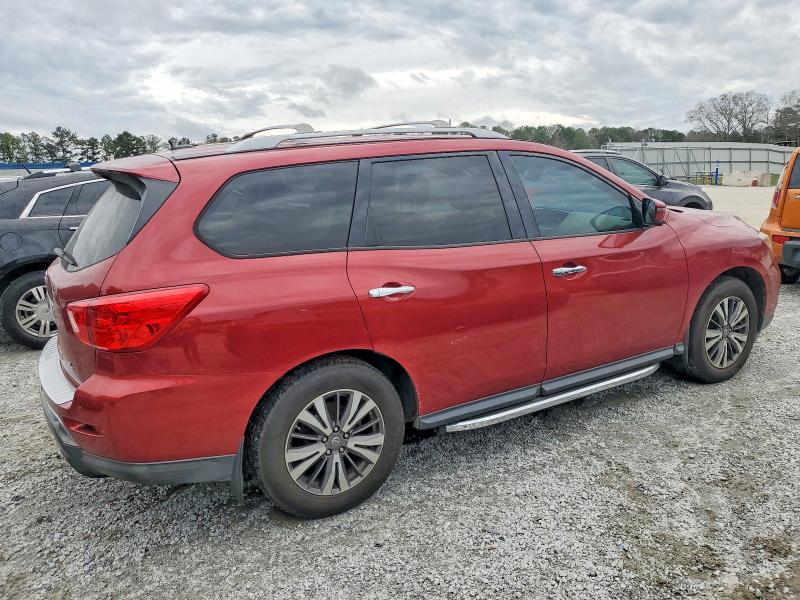 Photo 3 from auction – 2017 NISSAN PATHFINDER with VIN 5N1DR2MN1HC642905