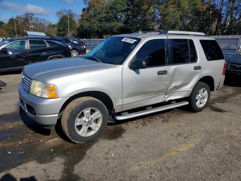 FORD EXPLORER X 2005 with VIN 1FMZU63K05UA07229 - Photo from auction