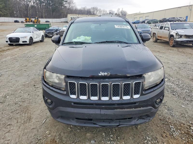 Photo 5 from auction – 2014 JEEP COMPASS with VIN 1C4NJCBB2ED865586