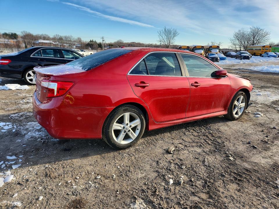 Photo 3 from auction – 2012 TOYOTA CAMRY BASE with VIN 4T1BF1FK7CU548589