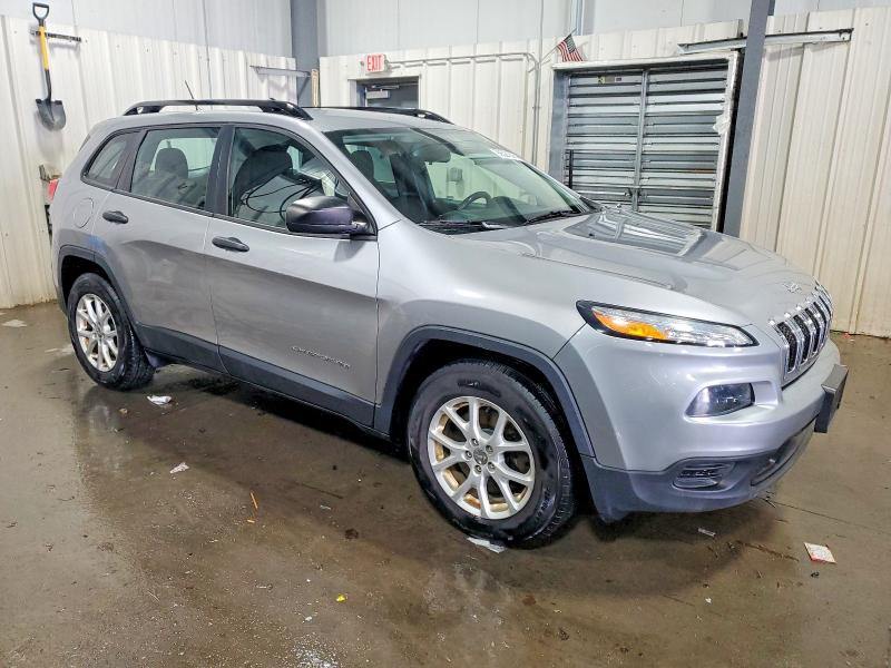 Photo 4 from auction – 2016 JEEP CHEROKEE S with VIN 1C4PJMAB3GW121566
