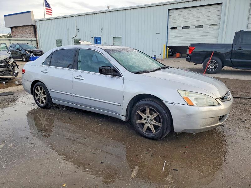 Photo 4 from auction – 2004 HONDA ACCORD EX with VIN 1HGCM66574A012865