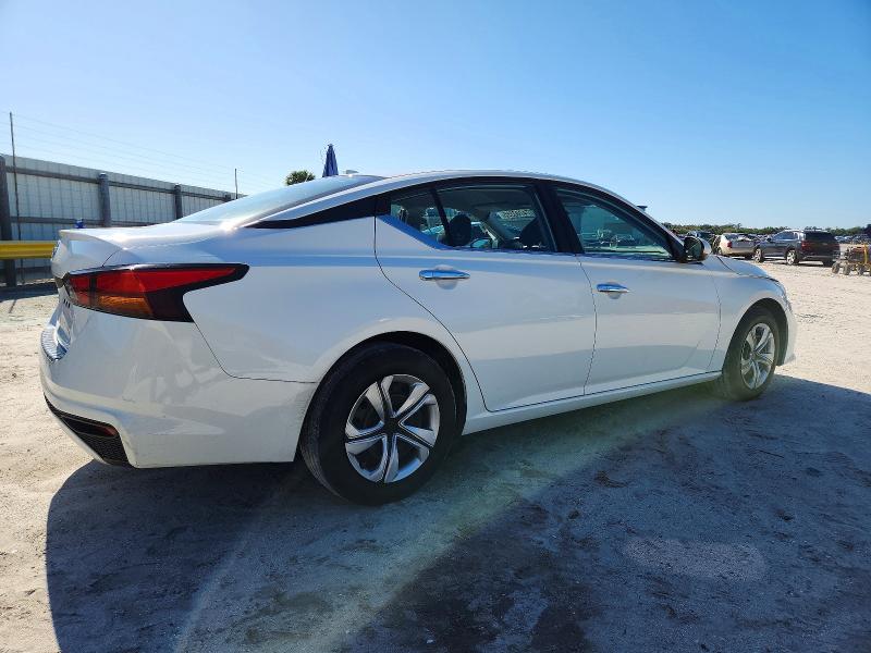 Photo 3 from auction – 2019 NISSAN ALTIMA S with VIN 1N4BL4BV3KC167797