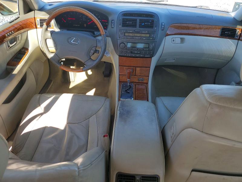 Photo 8 from auction – 2002 LEXUS LS 430 with VIN JTHBN30F120070821