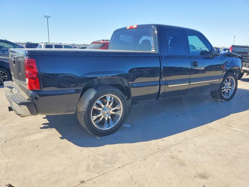 Photo 3 from auction – 2004 CHEVROLET SILVERADO with VIN 2GCEC19T541116367