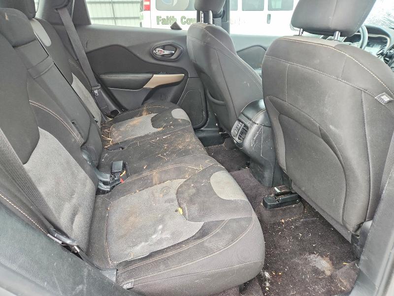 Photo 11 from auction – 2018 JEEP CHEROKEE with VIN 1C4PJMCB3JD530134