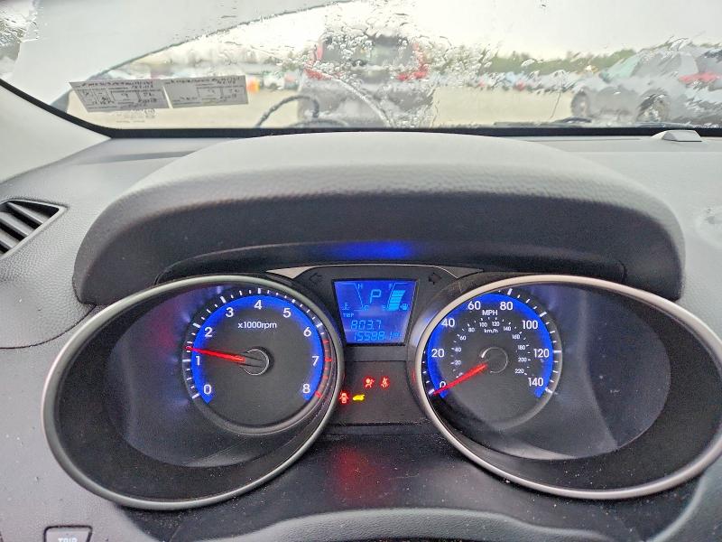 Photo 9 from auction – 2011 HYUNDAI TUCSON with VIN KM8JU3AC5BU191764