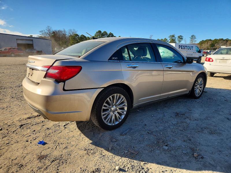 Photo 3 from auction – 2013 CHRYSLER 200 with VIN 1C3CCBCG5DN754758
