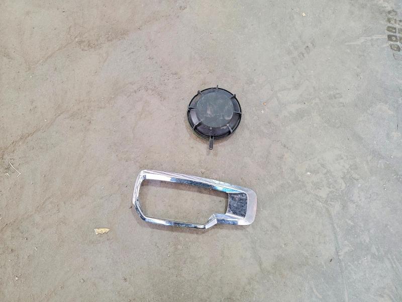 Photo 13 from auction – 2016 GMC TERRAIN with VIN 2GKFLUE38G6216597