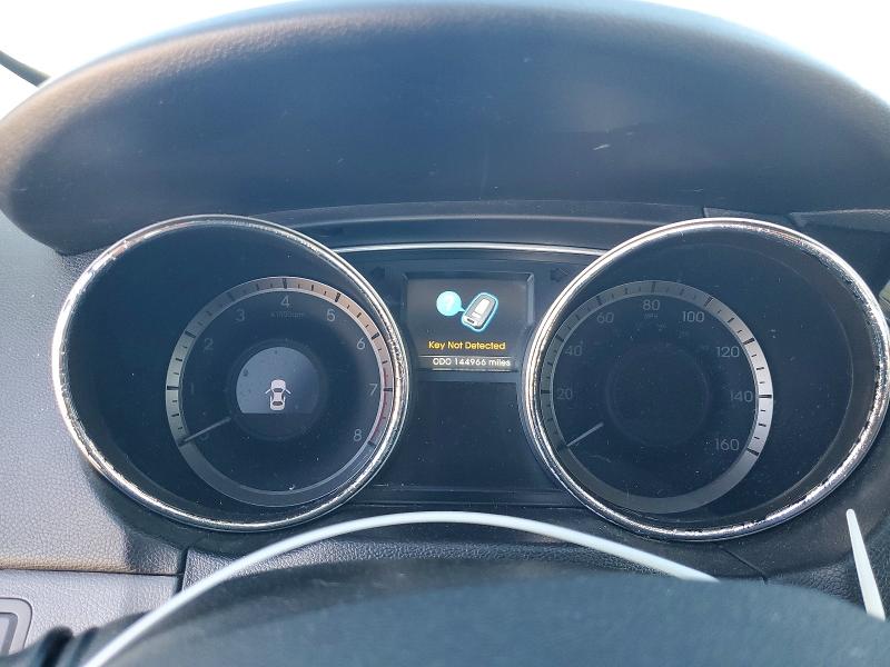 Photo 9 from auction – 2014 HYUNDAI SONATA SE with VIN 5NPEC4AC1EH889379