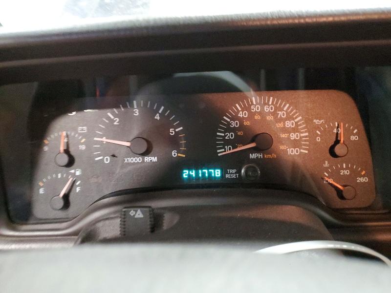 Photo 9 from auction – 2001 JEEP CHEROKEE S with VIN 1J4FF48S71L564602