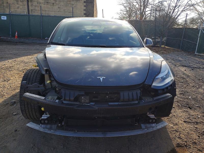Photo 5 from auction – 2019 TESLA MODEL 3 with VIN 5YJ3E1EA5KF424669