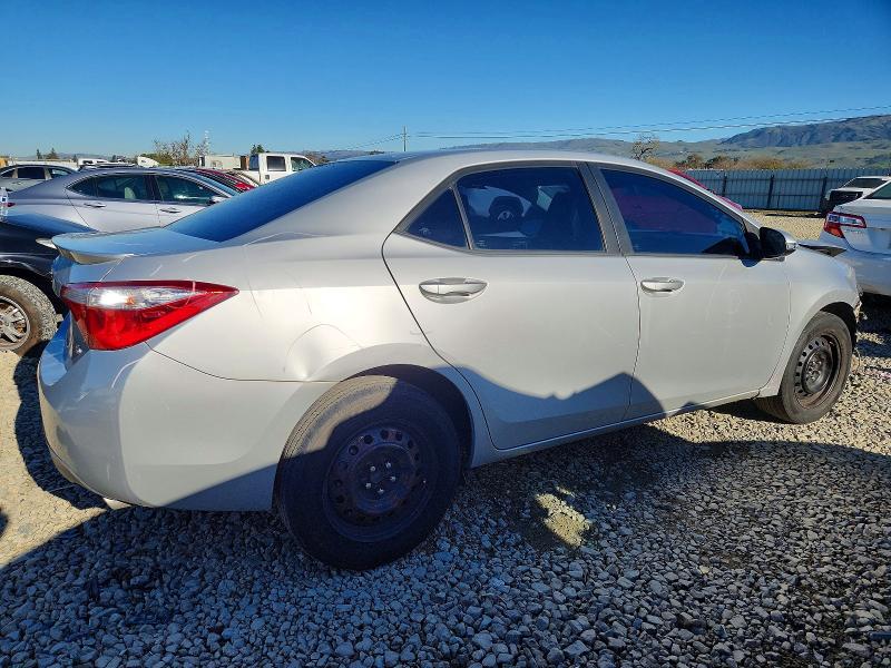 Photo 3 from auction – 2015 TOYOTA COROLLA L with VIN 5YFBURHE9FP219104