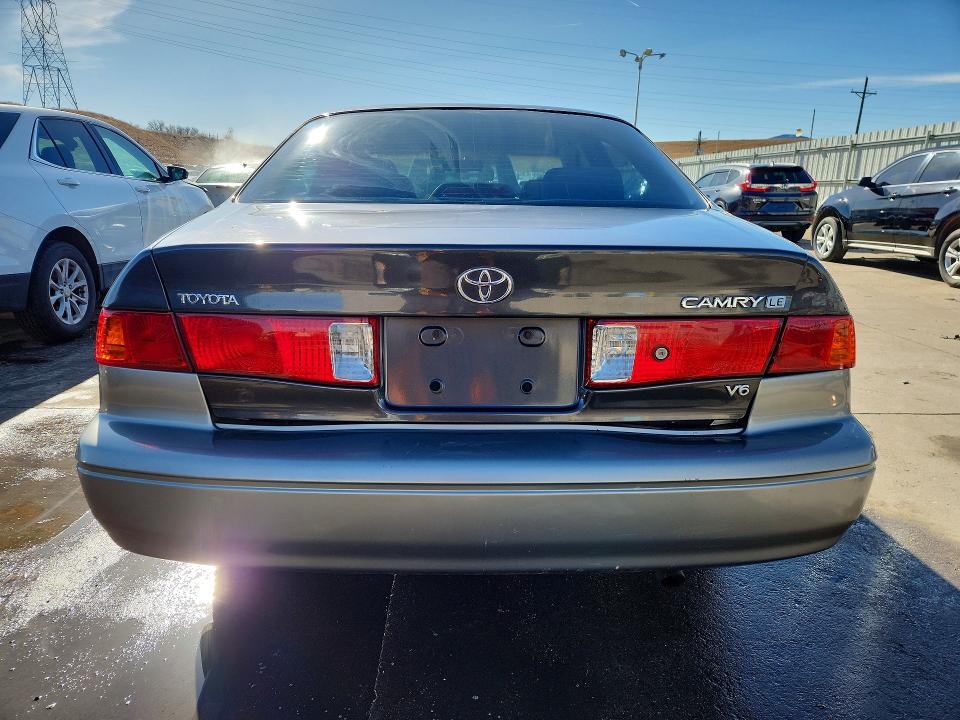 Photo 6 from auction – 2001 TOYOTA CAMRY LE with VIN 4T1BF22K61U961368
