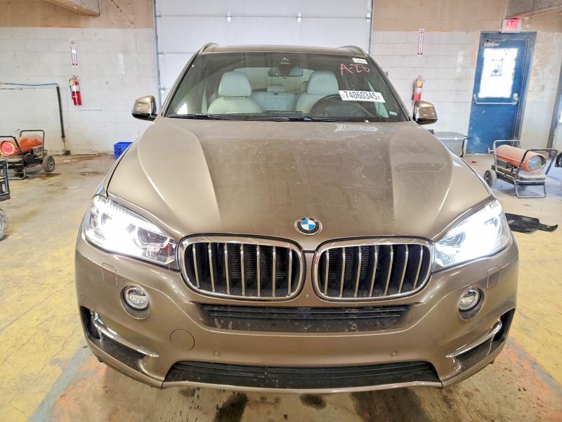 Photo 5 from auction – 2017 BMW X5 XDRIVE3 with VIN 5UXKR0C39H0X76738