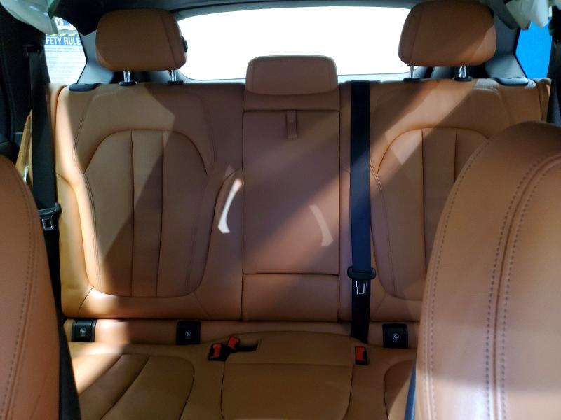 Photo 10 from auction – 2021 BMW X5 XDRIVE4 with VIN 5UXCR6C09M9E78941