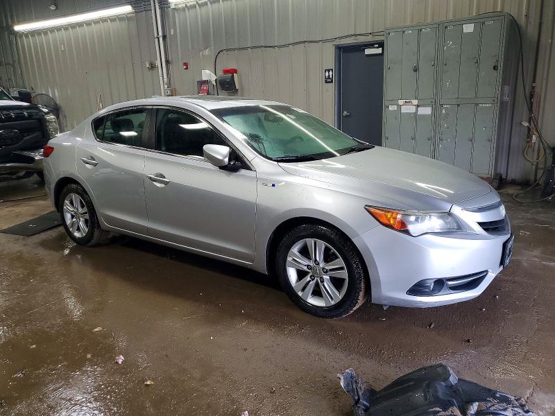 Photo 4 from auction – 2013 ACURA ILX with VIN 19VDE3F73DE300484