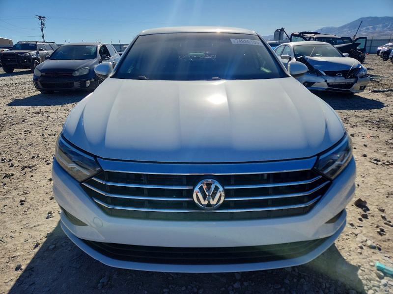 Photo 5 from auction – 2021 VOLKSWAGEN JETTA with VIN 3VWC57BU5MM021305