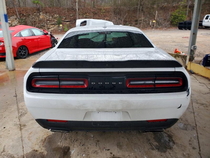 Photo 6 from auction – 2023 DODGE CHALLENGER with VIN 2C3CDZFJ8PH695330