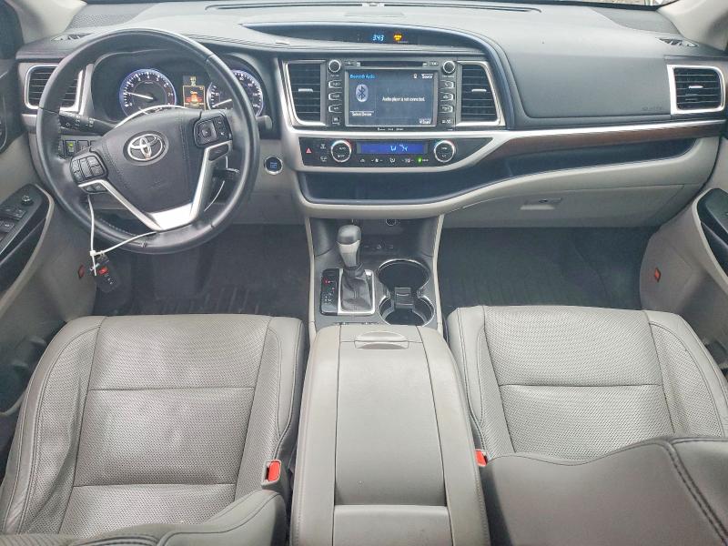 Фото 8 с аукциона – 2016 TOYOTA HIGHLANDER с VIN 5TDDKRFHXGS227720