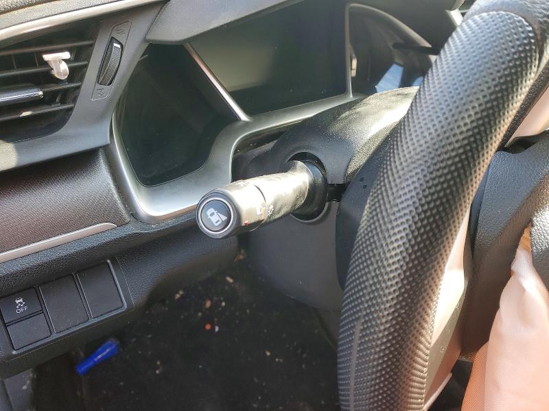 Photo 9 from auction – 2018 HONDA CIVIC with VIN 19XFC2F74JE032251