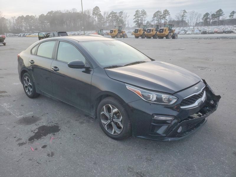 Photo 4 from auction – 2021 KIA FORTE FE with VIN 3KPF24AD1ME362350