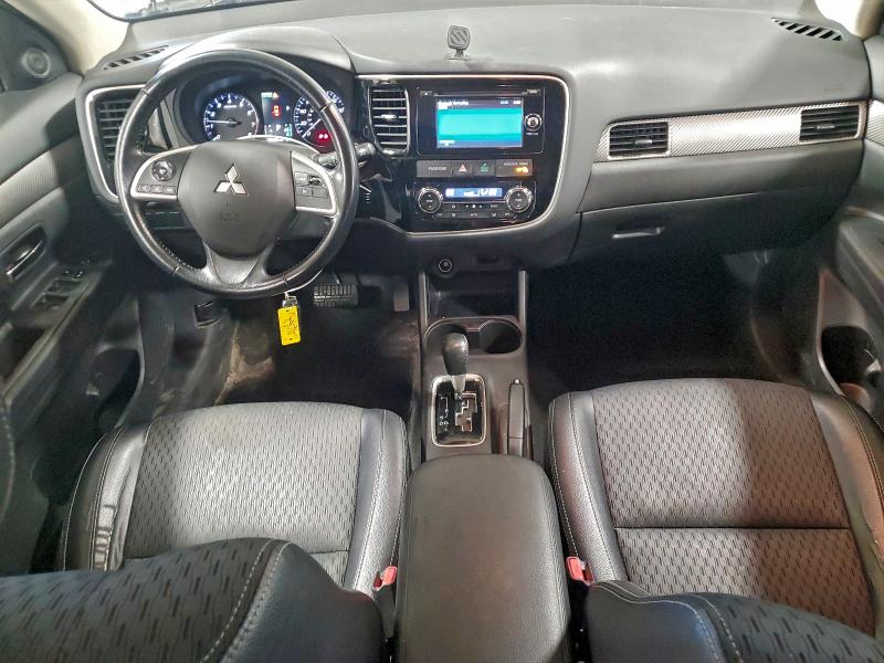 Zdjęcie 8 z aukcji – 2015 MITSUBISHI OUTLANDER z VIN JA4AZ3A30FZ006268
