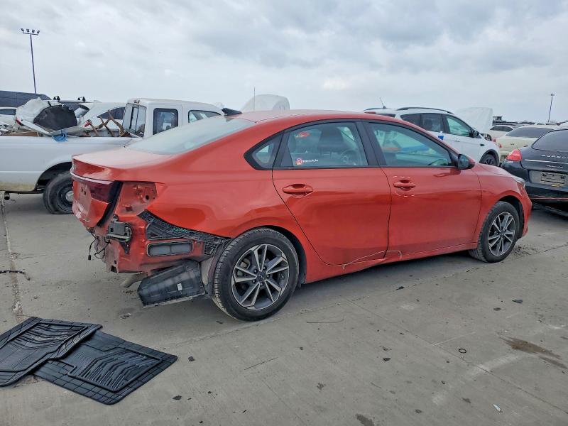 Photo 3 from auction – 2023 KIA FORTE with VIN 3KPF24AD4PE514741