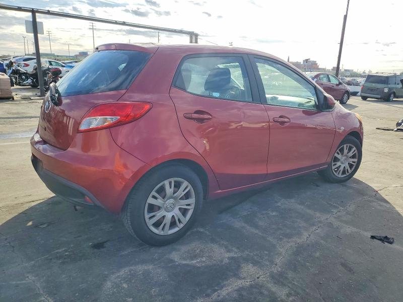 Photo 3 from auction – 2014 MAZDA MAZDA2 SPO with VIN JM1DE1KZ5E0179003