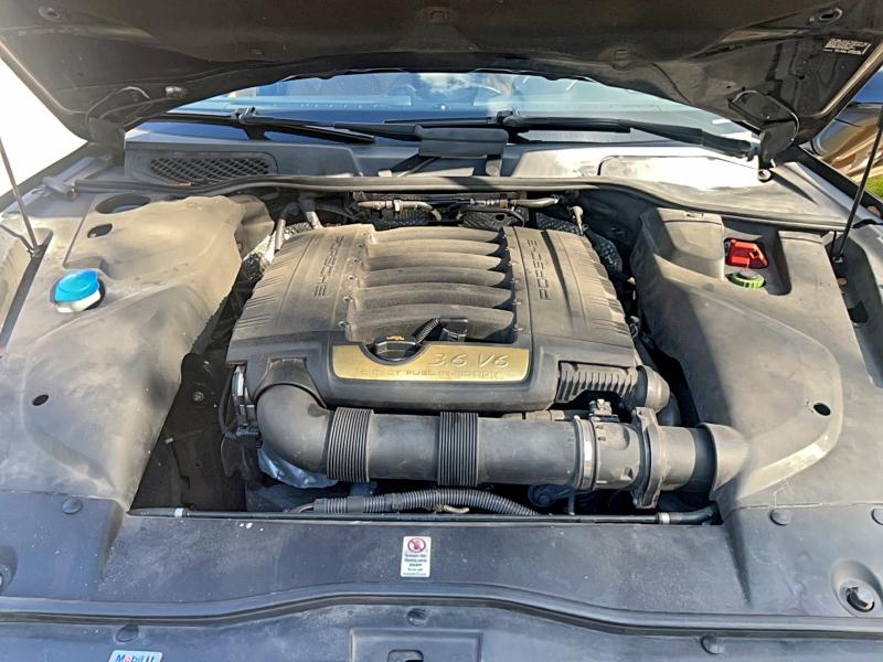 Photo 7 from auction – 2018 PORSCHE CAYENNE with VIN WP1AA2A24JKA05803