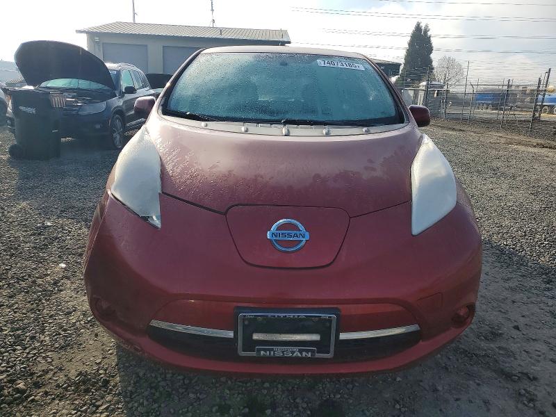 Photo 5 from auction – 2014 NISSAN LEAF with VIN 1N4AZ0CP2EC339910