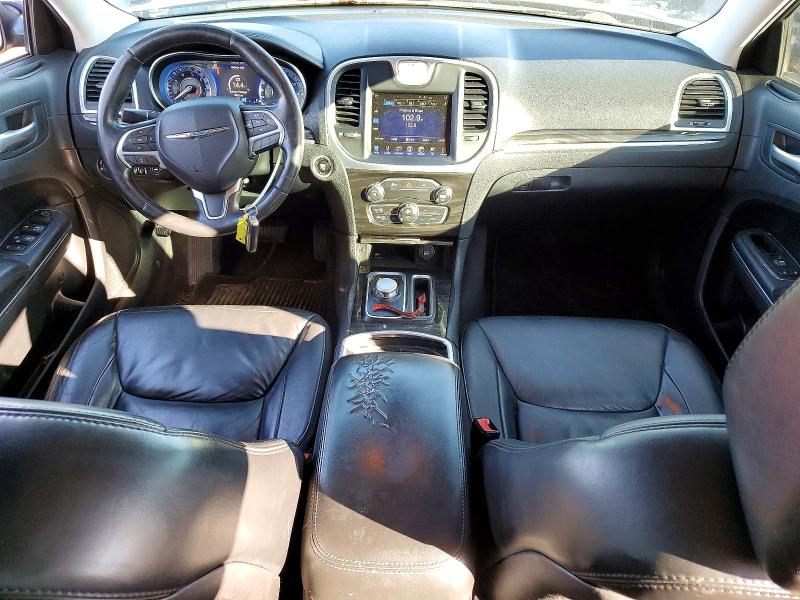 Photo 8 from auction – 2015 CHRYSLER 300 LIMITE with VIN 2C3CCAAG2FH749039