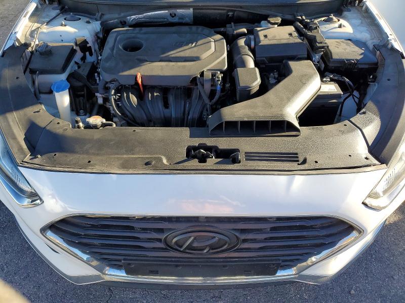 Photo 11 from auction – 2018 HYUNDAI SONATA SE with VIN 5NPE24AF1JH691585