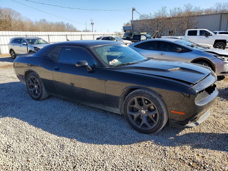 Photo 4 from auction – 2018 DODGE CHALLENGER with VIN 2C3CDZAG0JH333883