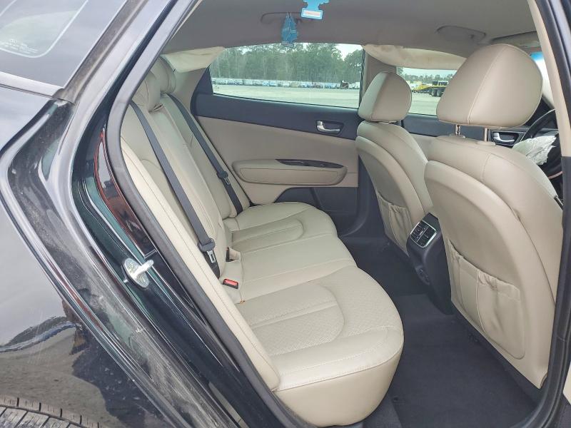 Фото 10 с аукциона – 2017 KIA OPTIMA с VIN 5XXGU4L35HG166489